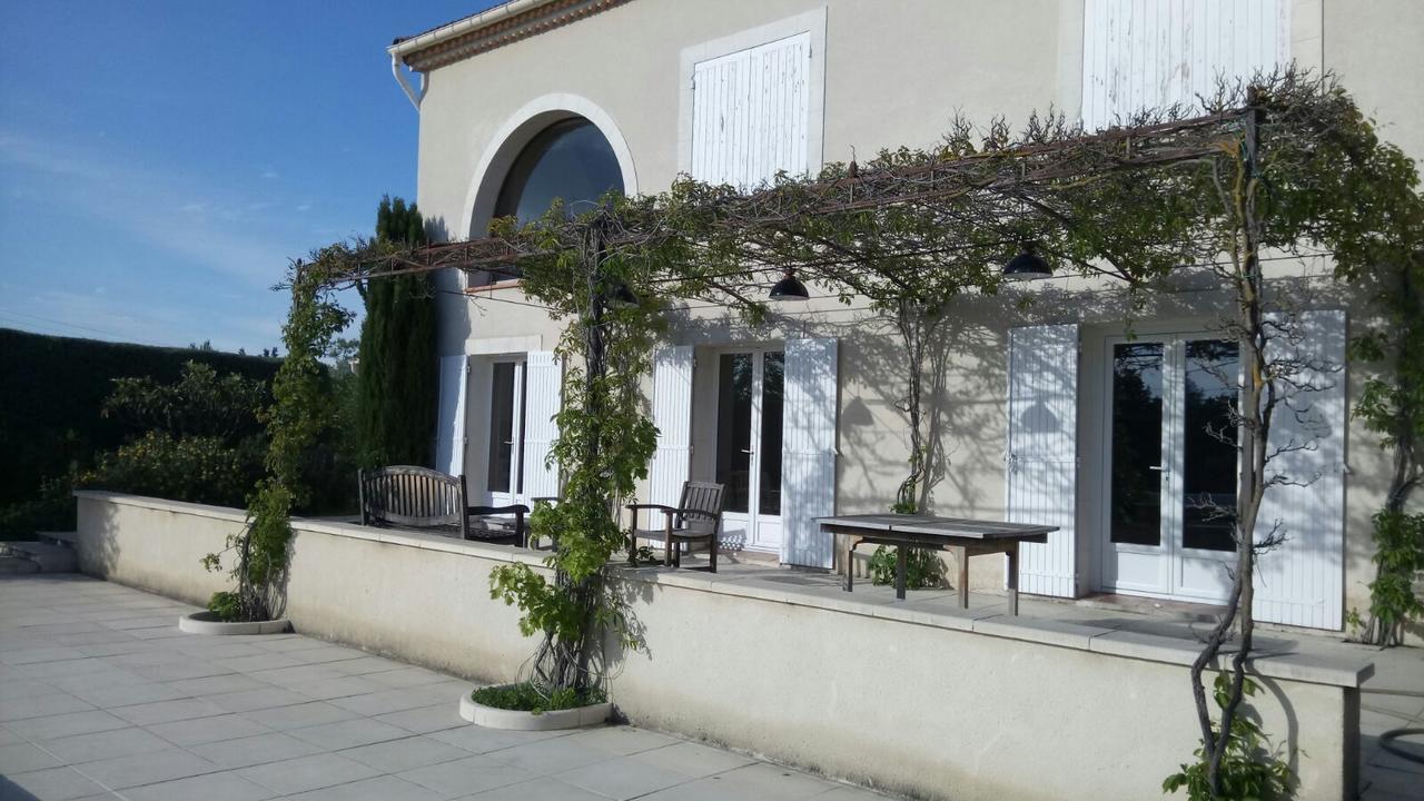 Le Clos Des Vergers LʼIsle-sur-la-Sorgue Exterior foto