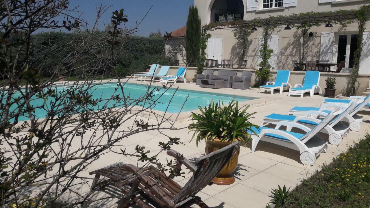 Le Clos Des Vergers LʼIsle-sur-la-Sorgue Exterior foto